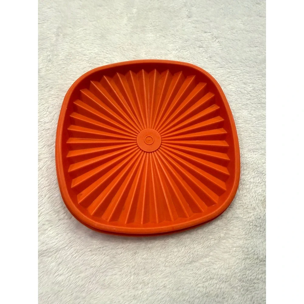 Vintage Tupperware Orange Servalier Sunburst Lid Replacement 839-17 7.5‎ Inch